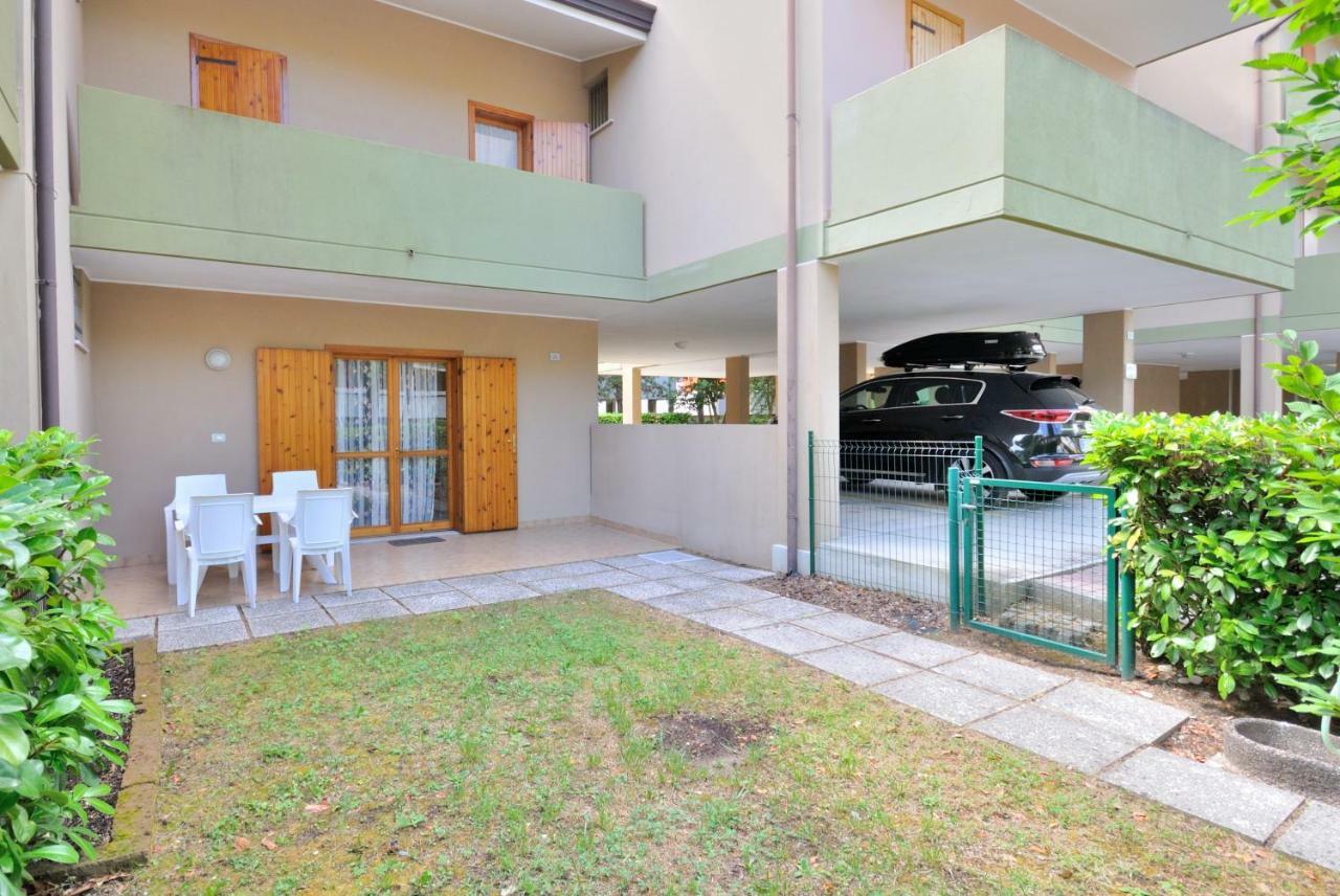 Condominio Acquarius Bibione Esterno foto
